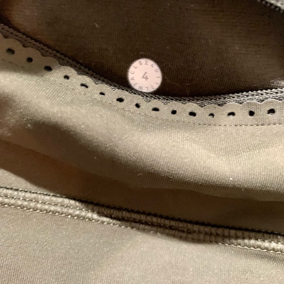 Lululemon Smooth Stride High Rise Hot Short 3.5” in Dark Olive - Picture 10 of 12